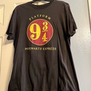 9 3/4 Platform T-Shirt